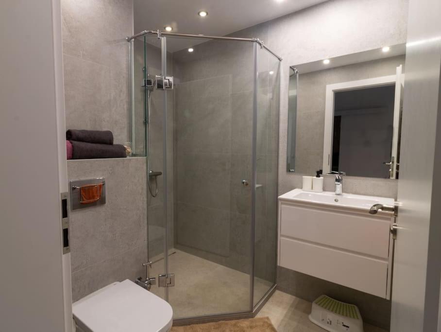 Georgi'S 1 Bedroom Quiet Apartment With Garage Sofia Bagian luar foto